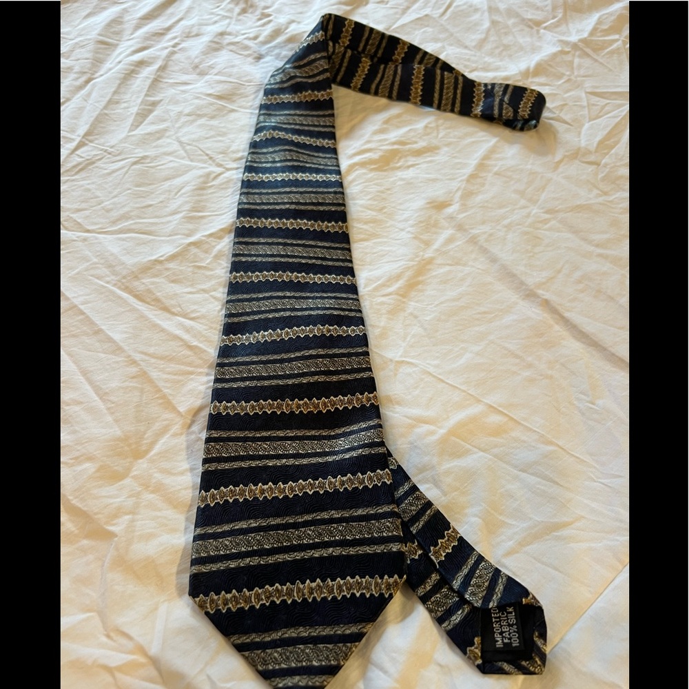 Oscar De La Renta Silk Tie